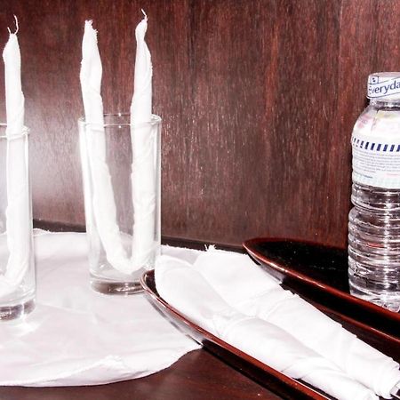 Time Travellers Hotel Manila Ngoại thất bức ảnh