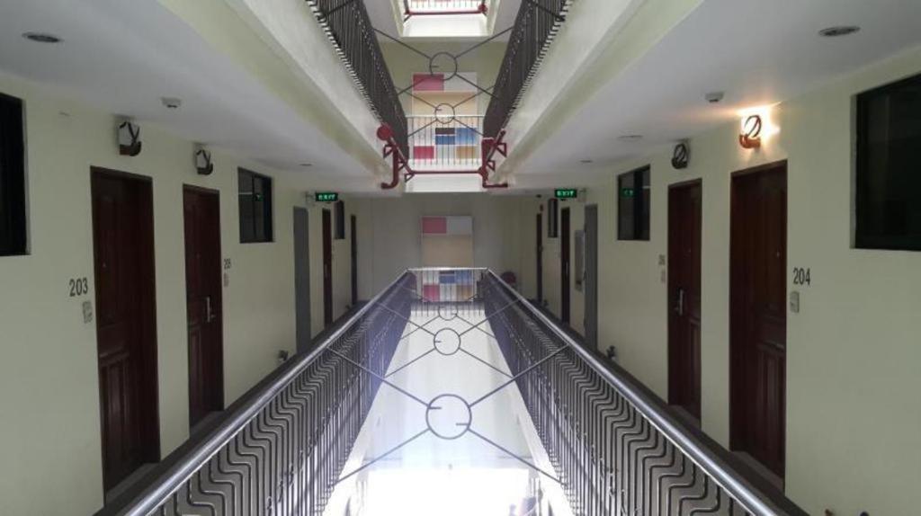 Time Travellers Hotel Manila Ngoại thất bức ảnh