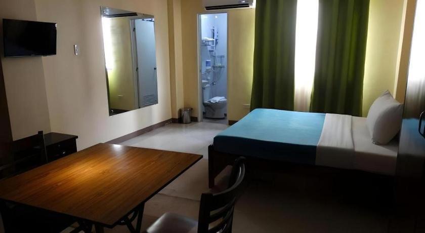 Time Travellers Hotel Manila Ngoại thất bức ảnh